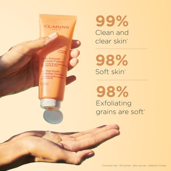 Clarins One-Step Gentle Exfoliating Cleanser - Image 4