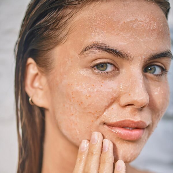 Clarins One-Step Gentle Exfoliating Cleanser - Image 2